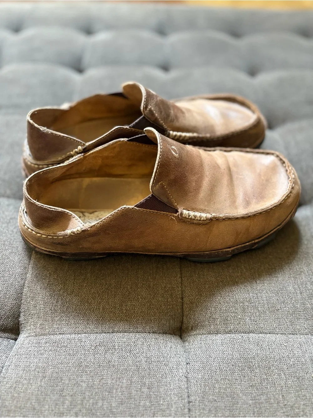Olukai Moloa Men's Casual Slip-On Leather Loafers in Brown